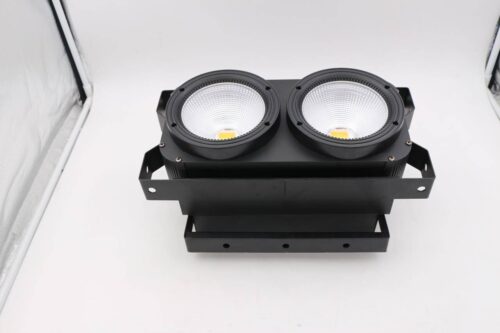 LUZ CEGADORA DE AUDIENCIA LED 200W BF/BC - Imagen 4