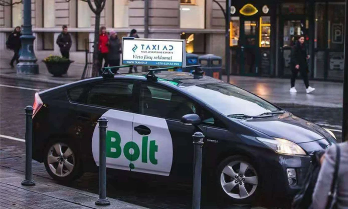 pantallas-publicitarias-para-taxis-learoy